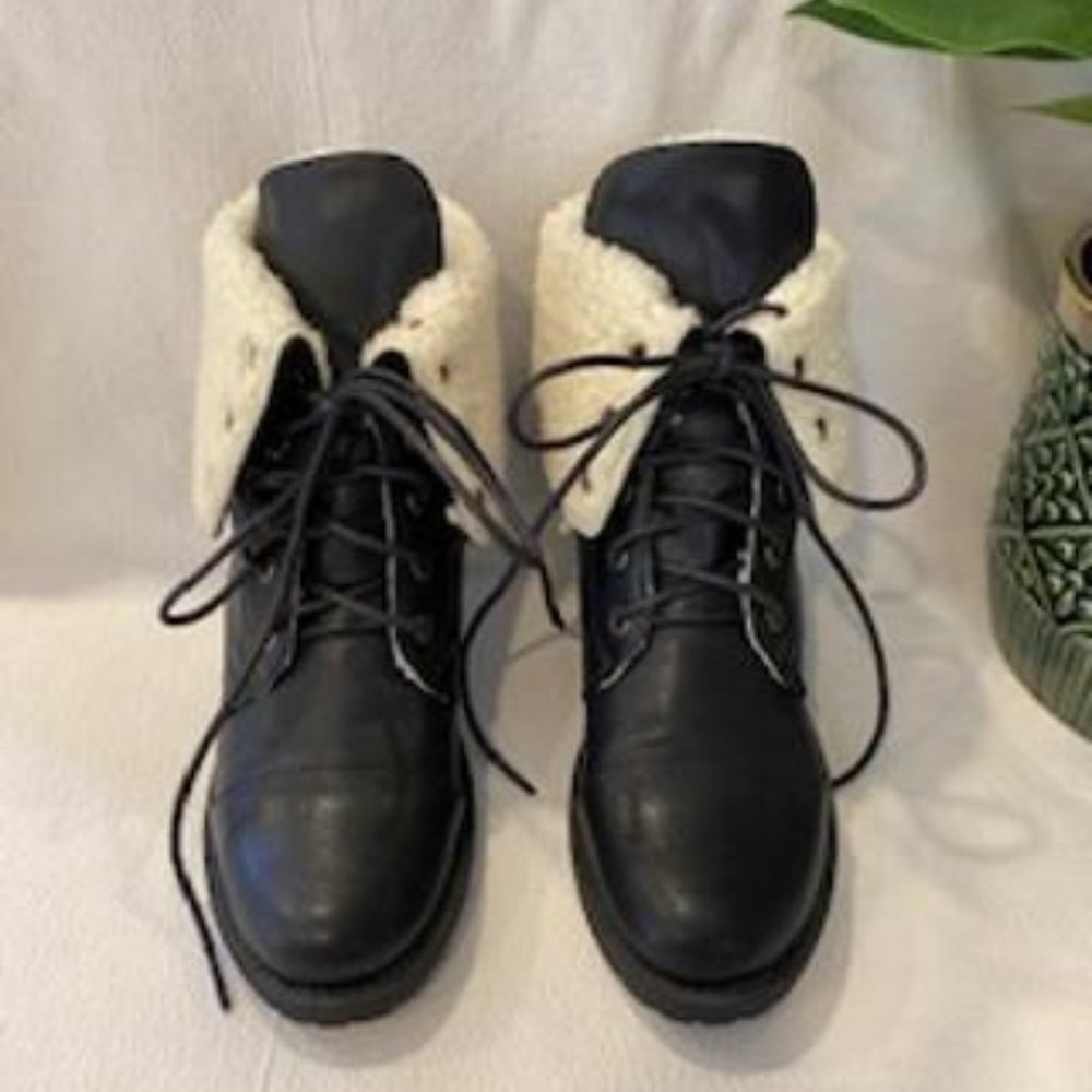 Penny Loves Kenny Cute Black Lace Up Boots Size 7.5M
